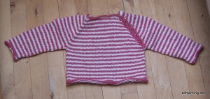 Pink Baby sweater færdig